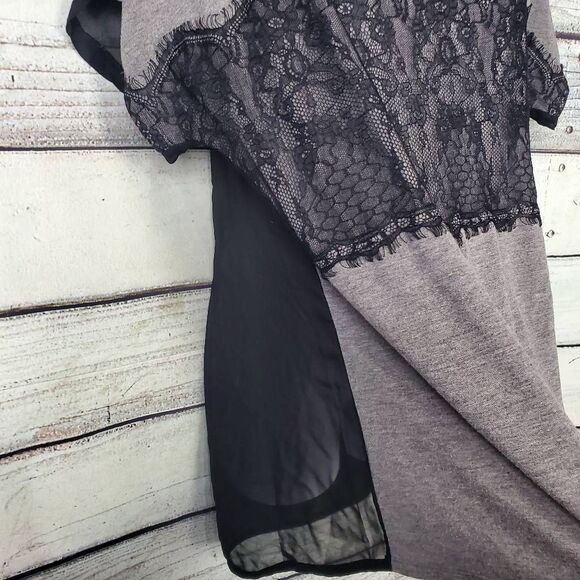 Maurices Women’s Plus Gray Black Lace Contrast Short Sleeve Tunic Top Size 0 (1X - Picture 4 of 8